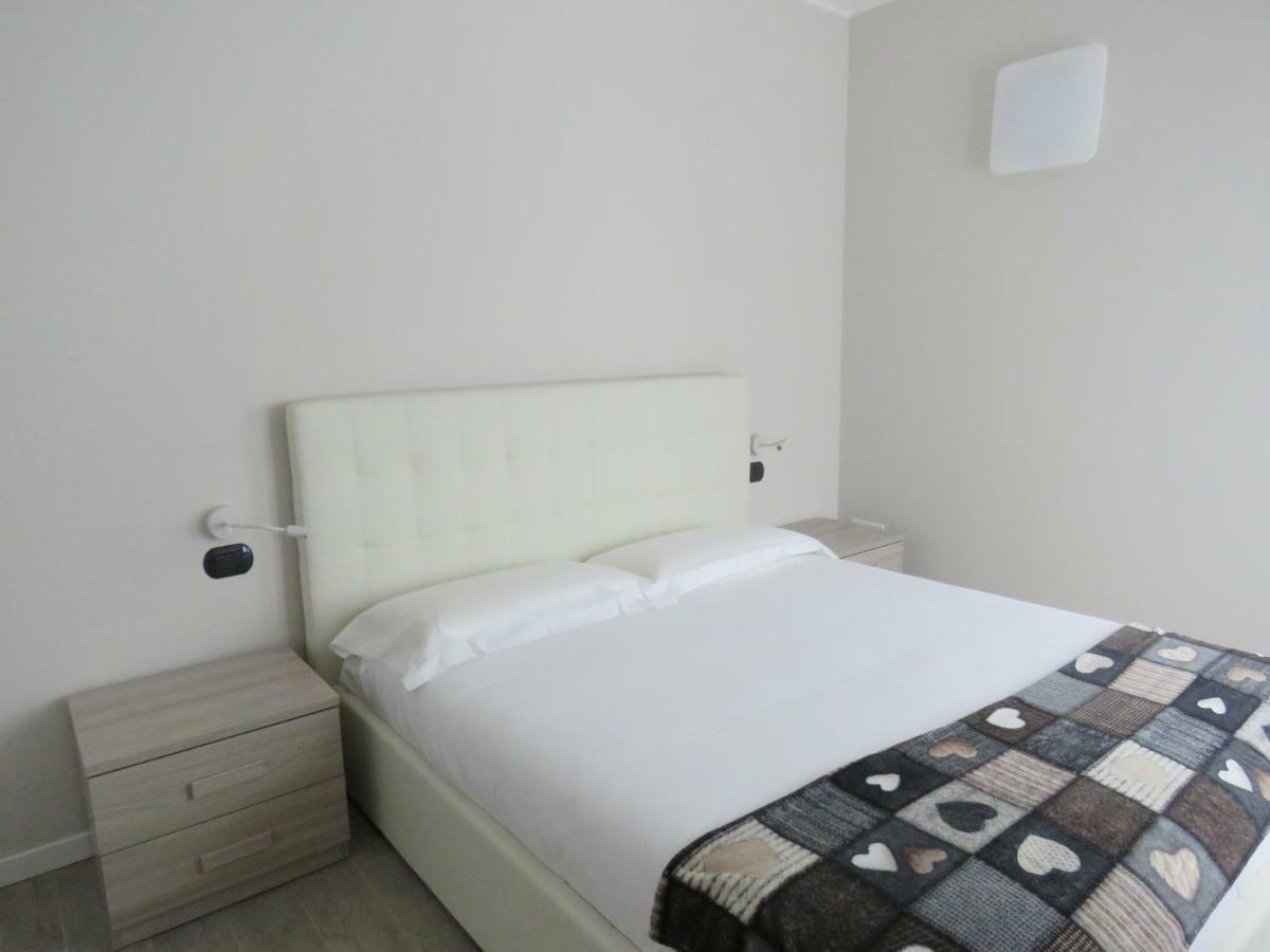 Lake Como Apartments เลคโค ภายนอก รูปภาพ