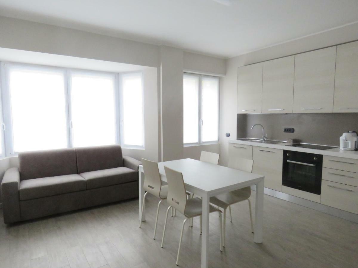Lake Como Apartments เลคโค ภายนอก รูปภาพ